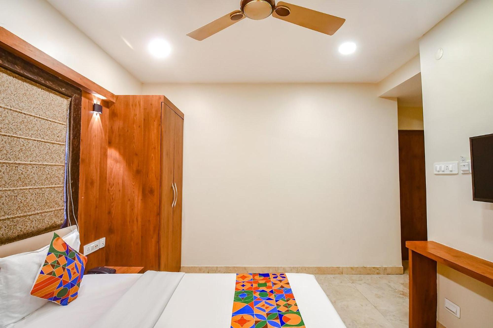 Fabhotel Dream World Residency - Nr Biswa Bangla Gate 加尔各答 外观 照片